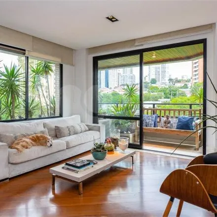 Buy this 3 bed apartment on Avenida Engenheiro Luis Gomes Cardim Sangirardi 231 in Jardim da Glória, São Paulo - SP