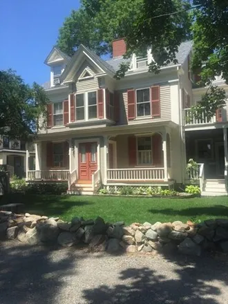 Image 1 - 85 School Street, Manchester-by-the-Sea, MA 01944, USA - Apartment for rent