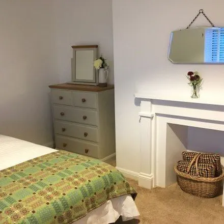 Rent this 3 bed apartment on Heol y Bryn in Cwrtnewydd, SA40 9YE