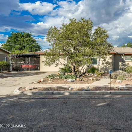 Buy this 4 bed house on 1115 Calle del Sol in Las Cruces, NM 88005