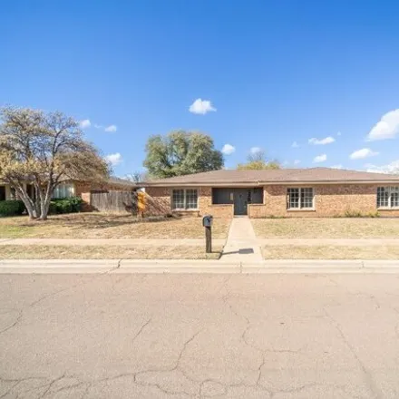 Image 1 - 8000 Elkhart Avenue, Lubbock, TX 79424, USA - House for sale