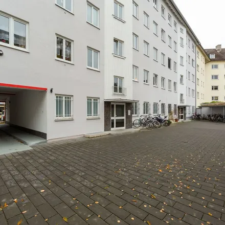 Image 9 - Cafe Milch & Honig, Heideckstraße 16 - 18, 80637 Munich, Germany - Apartment for rent