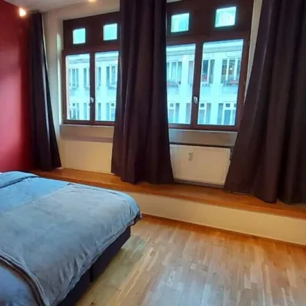 Rent this 2 bed house on Liège