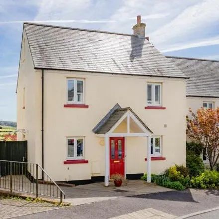 Buy this 4 bed house on Strawberry Fields in North Tawton, EX20 2GX