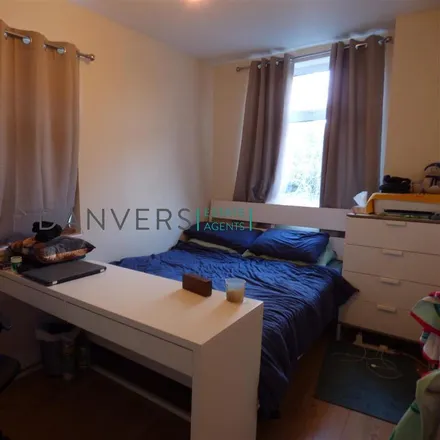 Image 7 - Tudor Road, Leicester, LE3 5HW, United Kingdom - Townhouse for rent