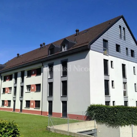 Rent this 4 bed apartment on Rue de Riant-Coteau 122 in 1196 Gland, Switzerland