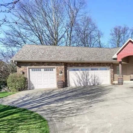 Buy this 4 bed house on 488 Lake Placid Drive in Kosciusko County, IN 46582