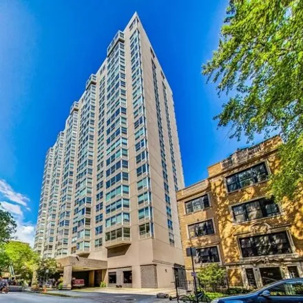 Buy this 2 bed condo on 720 West Gordon Terrace in Chicago, IL 60613