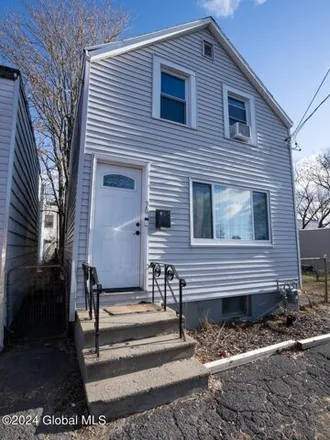 Image 2 - 352 Livingston Avenue, City of Albany, NY 12206, USA - House for sale