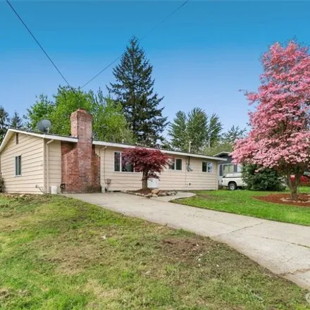Buy this 3 bed house on 11831 Southeast 274th Street in Kent, WA 98030
