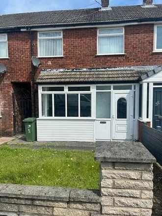 Rent this 3 bed duplex on Langfield Crescent in Audenshaw, M43 7JH