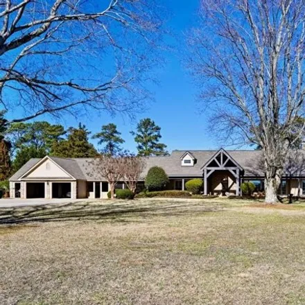 Buy this 5 bed house on 2390 Bethany Rd in Madison, Georgia