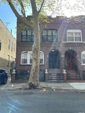 Buy this 6 bed house on 234 East 92nd Street in New York, NY 11212