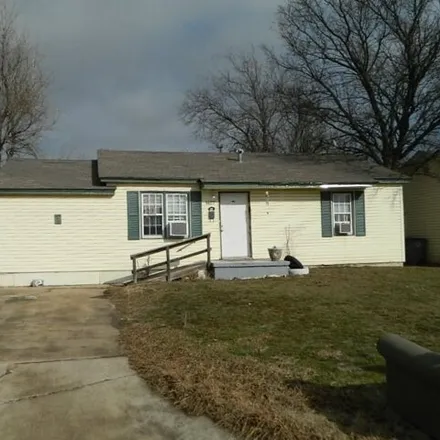 Buy this 3 bed house on 1453 Northwest Hoover Avenue in Lawton, OK 73507