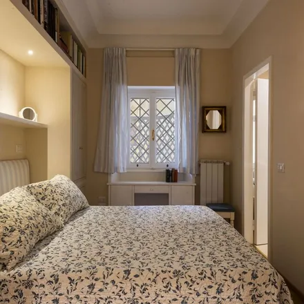 Rent this 2 bed apartment on Via dei Guicciardini in 24 R, 50125 Florence FI