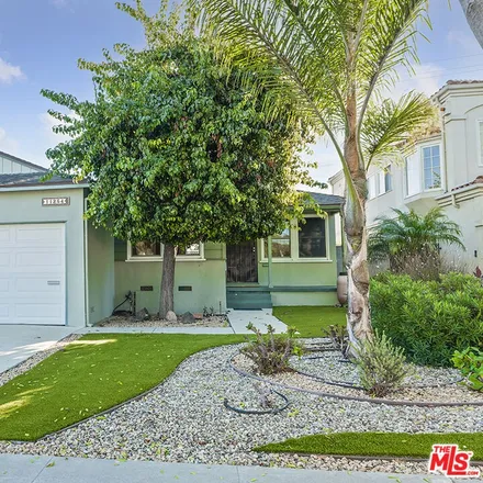 Rent this 3 bed house on 11254 Segrell Way in Culver City, CA 90230
