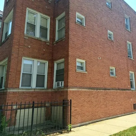 Image 2 - 4955-4957 West Monroe Street, Chicago, IL 60644, USA - House for sale