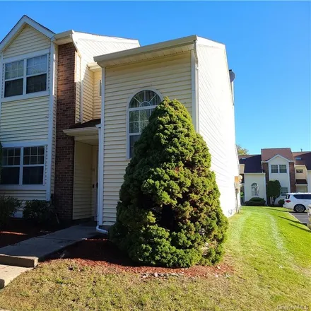 Image 2 - 23 Woodlake Drive, City of Middletown, NY 10940, USA - Condo for rent