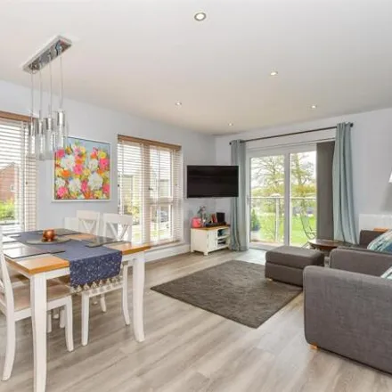 Image 5 - The Green, Tunbridge Wells, Kent, N/a - Apartment for sale
