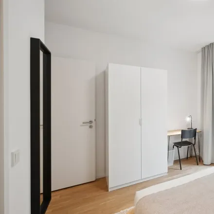 Rent this 4 bed room on Michaelkirchstraße 30 in 10179 Berlin, Germany