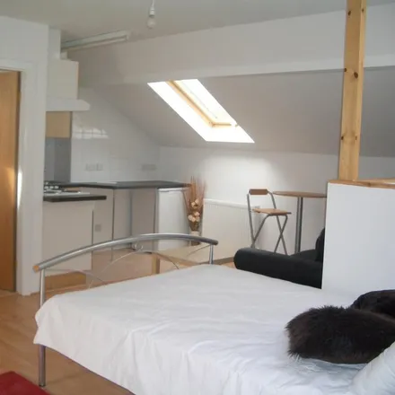 Rent this studio apartment on 33-41 Brudenell Road in Leeds, LS6 1HA