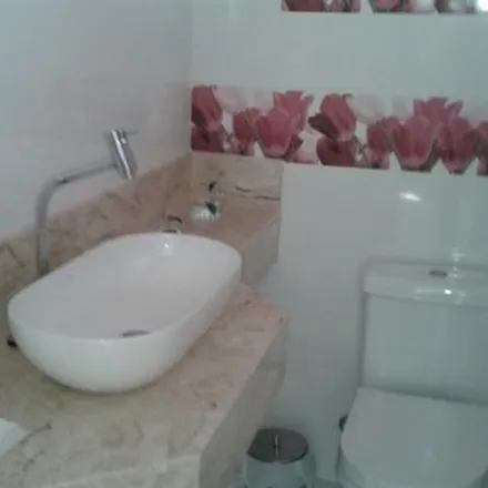 Buy this 3 bed house on Rua Orlando Scarpinelli in Torres de São José, Jundiaí - SP