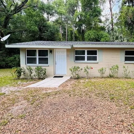 Buy this 2 bed house on 1603 West Lockport Lane in Citrus County, FL 34434