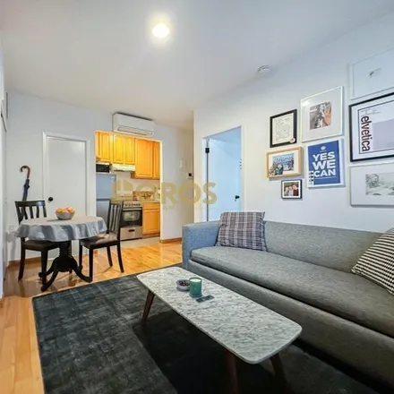 Image 2 - 178 7th Avenue, New York, NY 10011, USA - House for rent