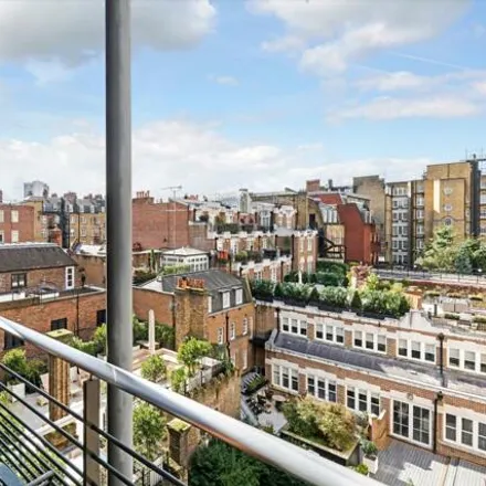 Image 4 - Grosvenor Square, London, W1K 2HR, United Kingdom - Apartment for sale