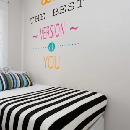 Rent this 4 bed room on Calle de Ofelia Nieto in 14, 28039 Madrid
