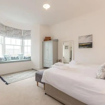 Image 5 - Fife, KY9 1BZ, United Kingdom - Apartment for rent