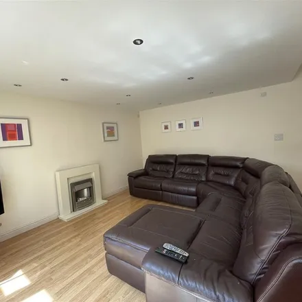Rent this 3 bed apartment on The Coach House in Wolvershill Road, Woolvershill Batch
