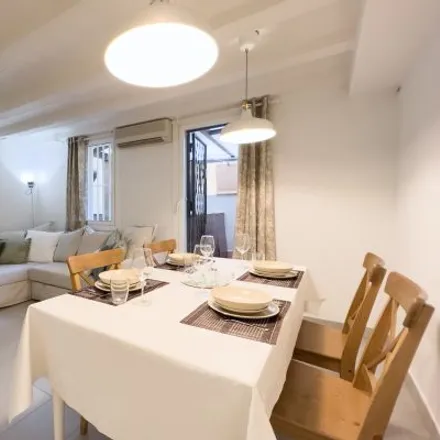 Image 3 - Carrer de Gombau, 12, 08003 Barcelona, Spain - Apartment for rent