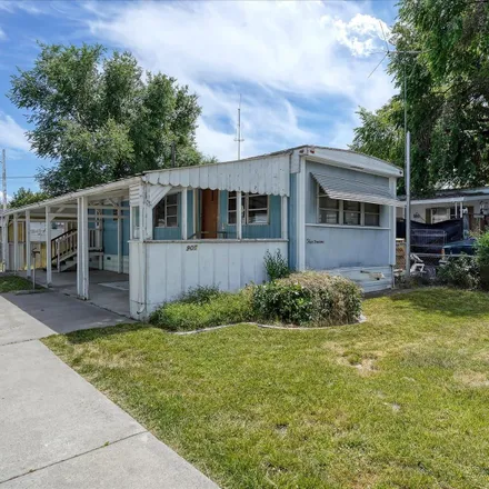 Buy this studio house on 908 North Bowman Road in Spokane Valley, WA 99212
