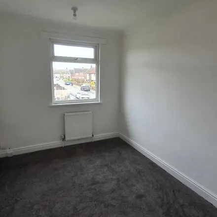 Rent this 4 bed apartment on Roseheath Drive in Knowsley, L26 9UG