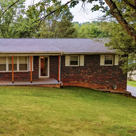 Image 3 - 5060 Bluff City Highway, Hillcrest, Bluff City, TN 37618, USA - House for rent