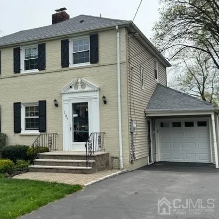 Buy this 3 bed house on 155 Meadowbrook Drive in North Plainfield, NJ 07062