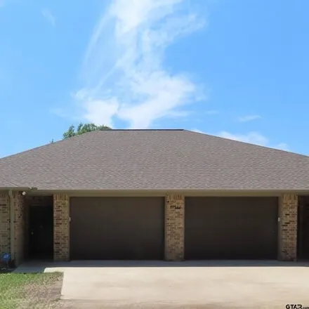 Rent this 2 bed house on Joe Lyons Road in Smith County, TX