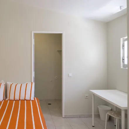 Rent this 5 bed room on Rua Sabino de Sousa in 1900-462 Lisbon, Portugal