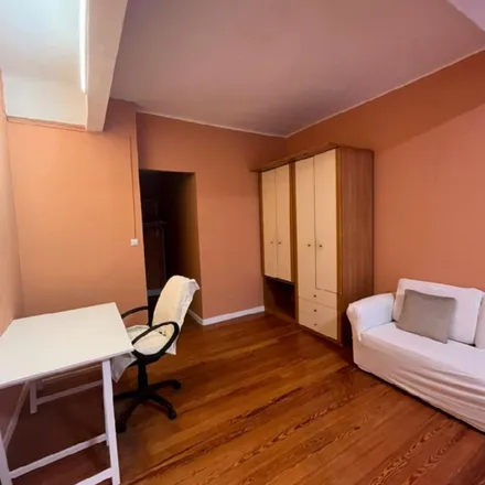 Rent this 5 bed apartment on Calle General Concha / Concha jeneralaren kalea in 5, 48008 Bilbao