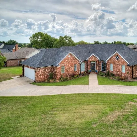 Image 1 - 605 Pool Place, Shawnee, OK 74801, USA - House for sale