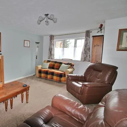 Image 5 - Marigold Close, Melksham, SN12 6FT, United Kingdom - House for sale