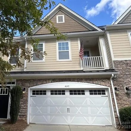 Rent this 3 bed house on 4061 La Crema Drive in Catawba Colony, Mecklenburg County