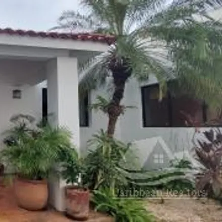 Buy this studio house on Cancun Allen in Calle Punta Allén, SM 24