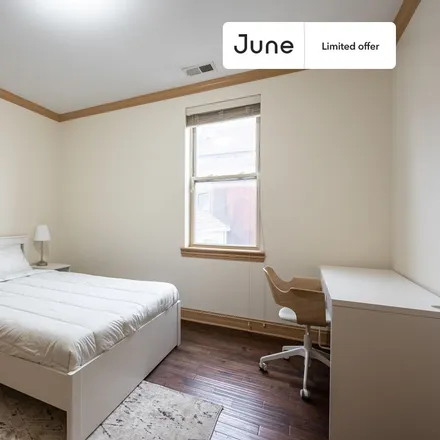 Image 1 - 1508 West 18th Street - Room for rent