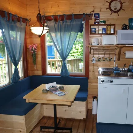 Image 1 - Ucluelet, BC V0R 3A0, Canada - House for rent