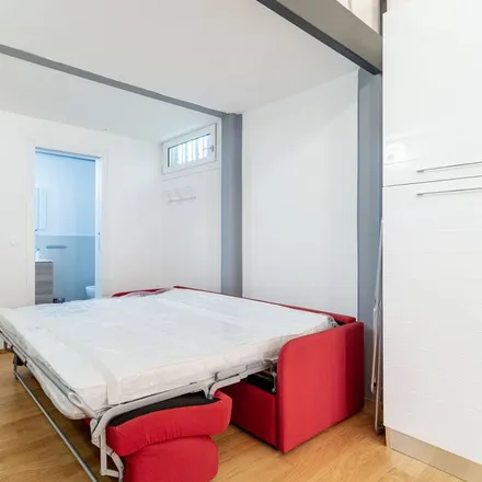 Image 5 - Via Demetrio Martinelli 11 - Apartment for rent