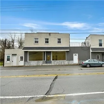 Buy this studio house on 6535 Library Road in South Park Township, PA 15129