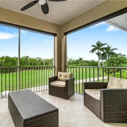 Buy this 3 bed condo on 4500 Yacht Harbor Drive in Collier County, FL 34112