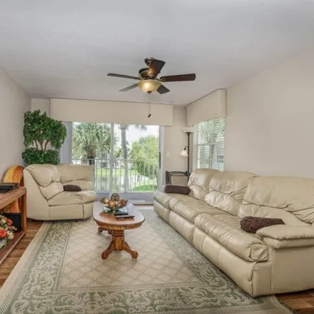 Image 3 - 1898 Charlesmont Drive, Melbourne, FL 32903, USA - Condo for rent